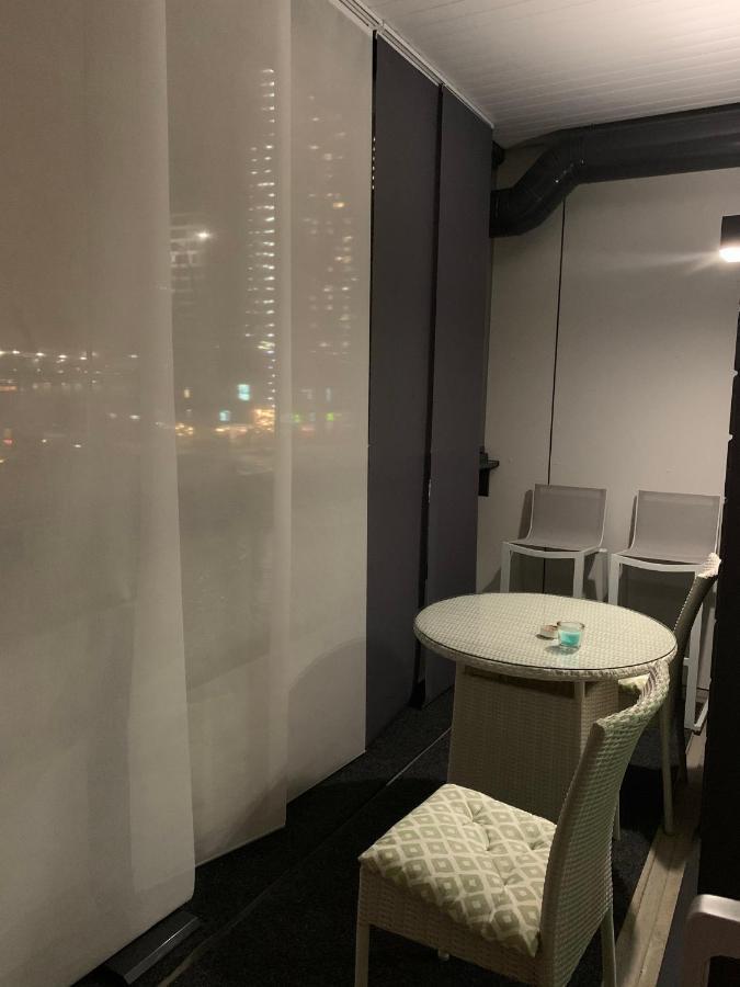 הלסינקי Sea View Lux Kalasatama Romantic Studio - Balcony & Coffee& Tee, Wifi, Gym &Sauna מראה חיצוני תמונה